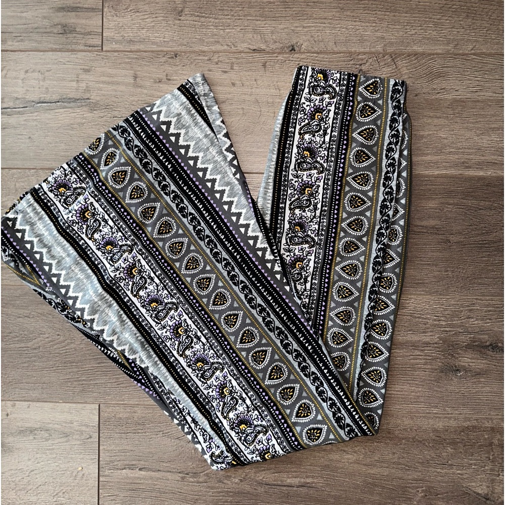 4/$20!✨Eye Candy Festival Pants